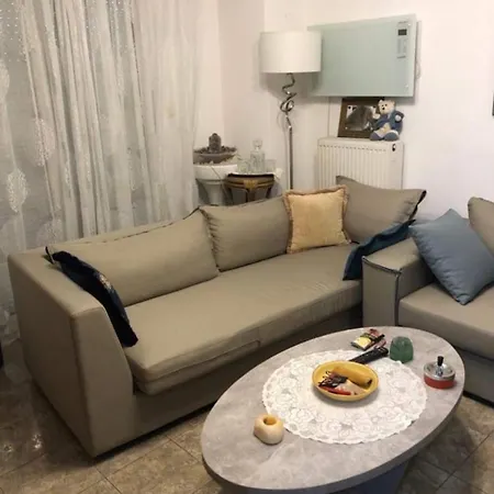 Viki's Near Ktel Serron Appartamento *